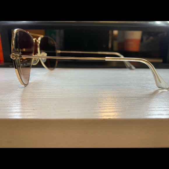 Ray Ban aviator gradient glasses - Picture 4 of 8
